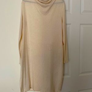 H Halston sweater dress size medium